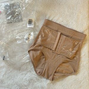 NEW Nude Shapewear Panty Size M